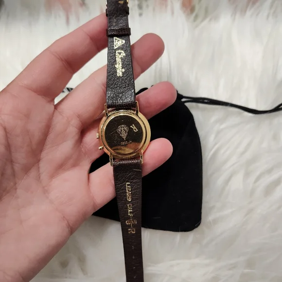Vintage 90's Gucci 3800 Jr Wristwatch, 18k Gold Plated, Lizard Calf Band 5/8R, - Picture 10 of 16